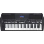 YAMAHA PSR SX600