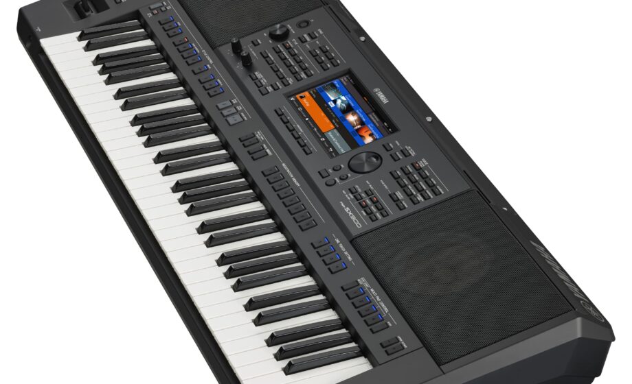 YAMAHA PSR SX900